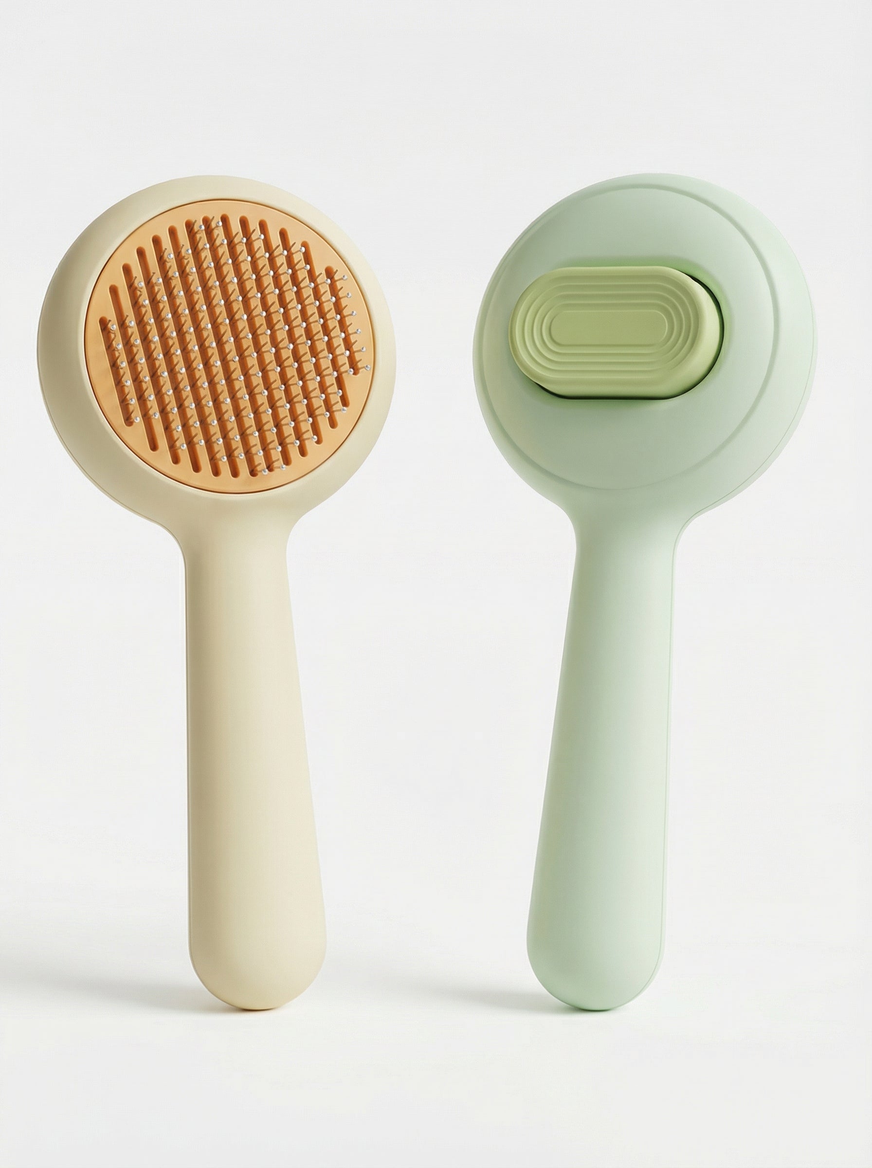 3-in-1  Cat Brush – Groom, Clean & Deshed in One Tool