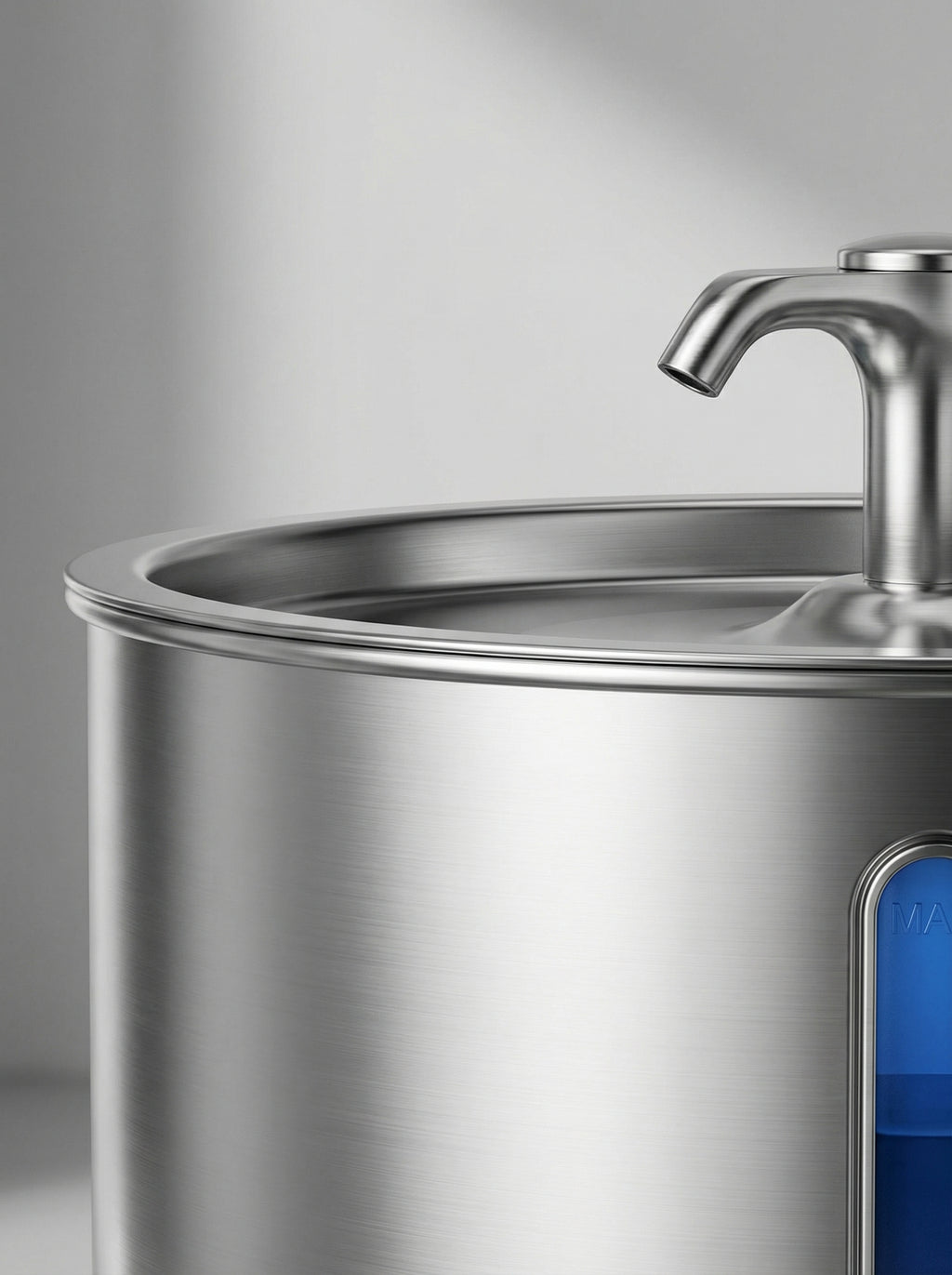 Stainless Steel Cat Water Fountain – 2.5L, LED Light & Auto Power-Off